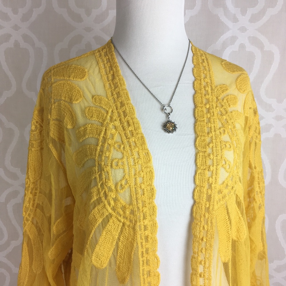 Suzanna Boho Lace and Embroidery Kimono - Picture 2 of 8